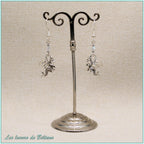 Boucles d'oreilles petit dragon argenté et perle en cristal transparent, faites main