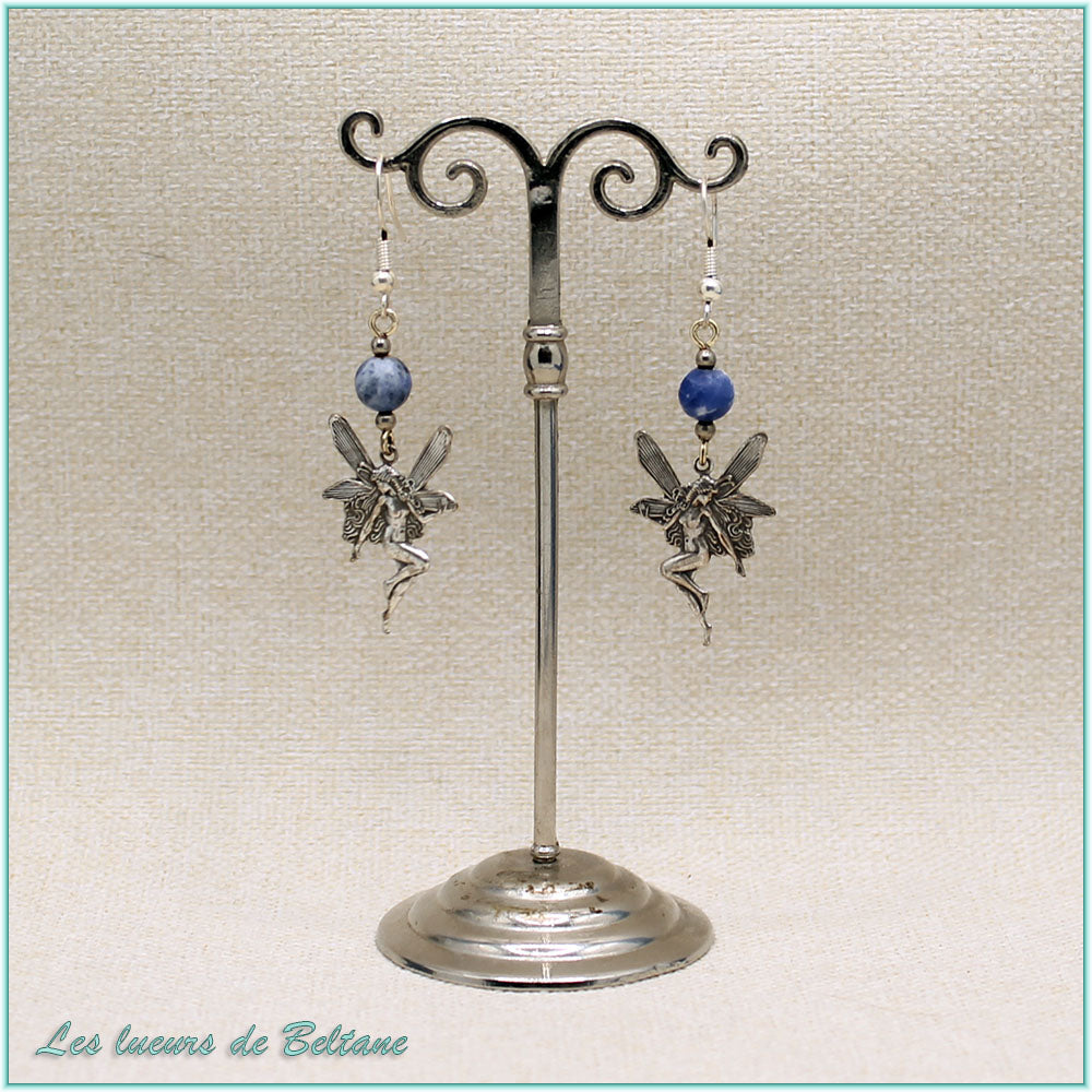 Boucles d'oreilles fée en laiton argenté et perle de sodalite, faites main