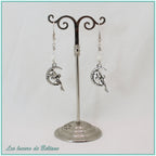 Boucles d'oreilles fée sur un croissant de lune et perle de jade blanc, faites main