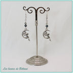 Boucles d'oreilles fée sur un croissant de lune et perle d'obsidienne neige, faites main