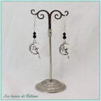 Boucles d'oreilles fée sur un croissant de lune et perle d'onyx, faites main