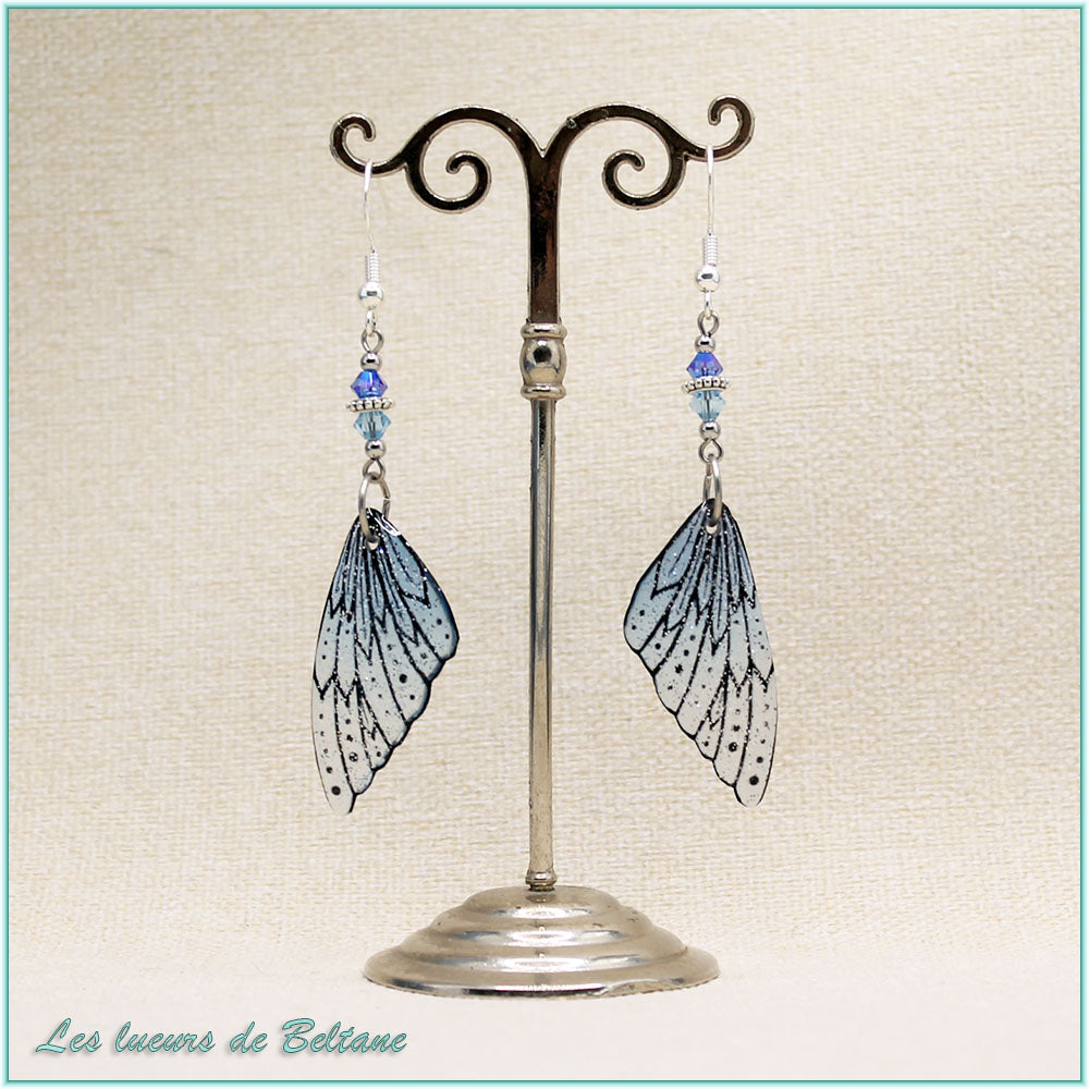 Boucles d'oreilles Oona pailletées, aile de fée en résine bleu ciel
