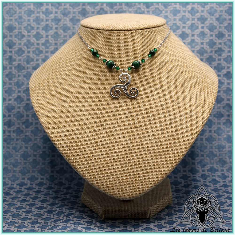 Collier triskell central, pierre de malachite