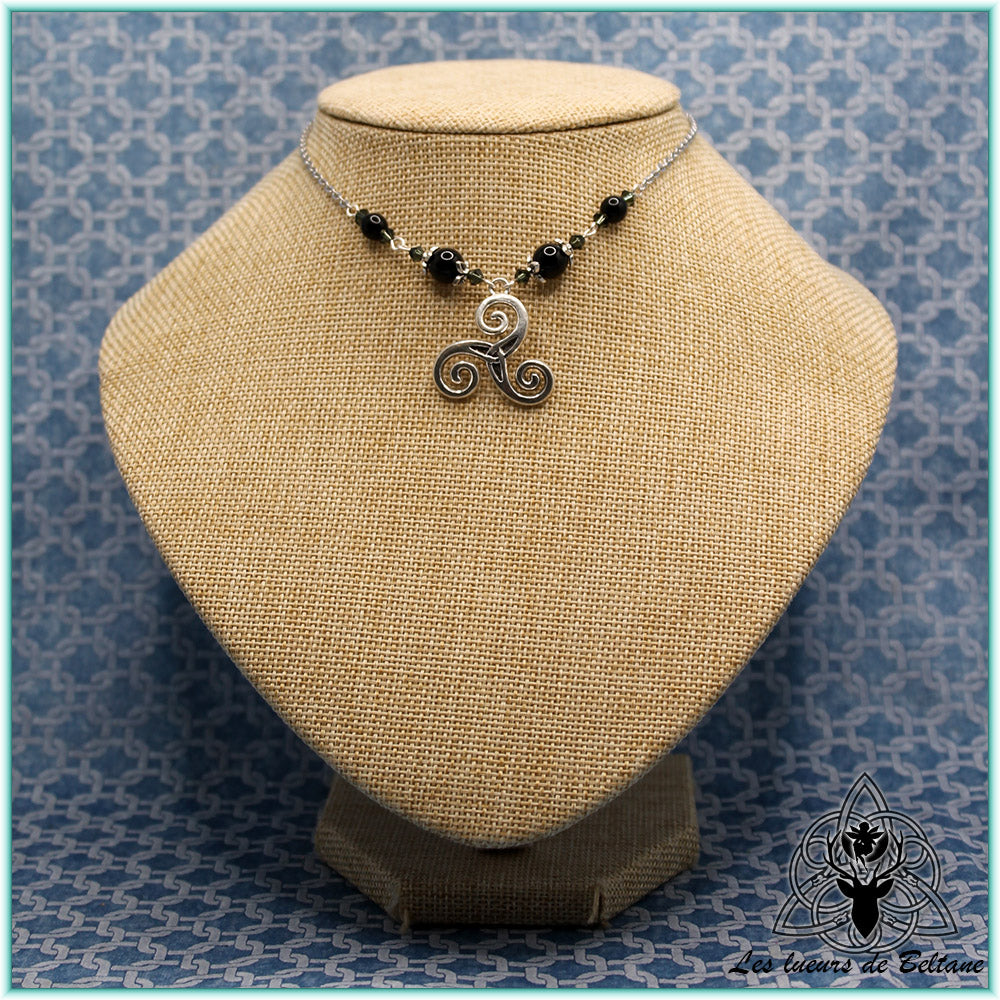 Collier triskell central, pierre d'onyx (agate noire)