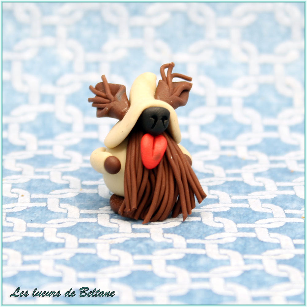Bleiz, gnome loup-garou clair à la truffe noire et aux longues oreilles poilues, fait main