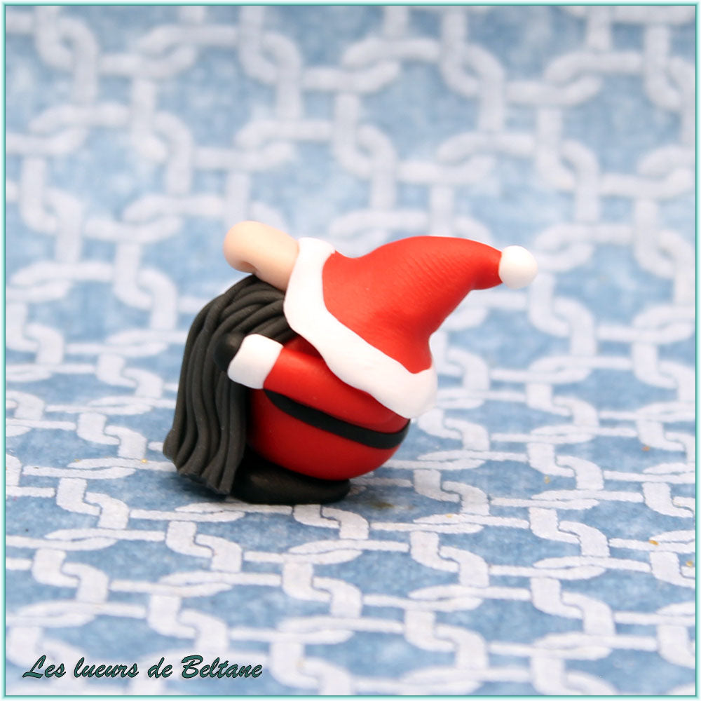 Tadig, gnome père Noël, vu de profil