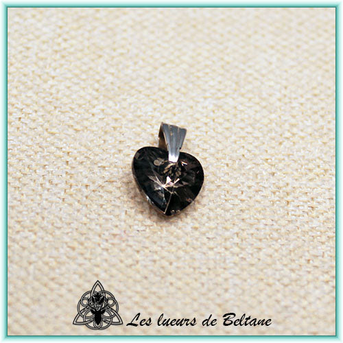 Pendentif petit cœur en cristal, coloris gris