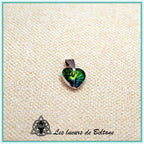 Pendentif petit cœur en cristal, coloris vert à reflet bleu